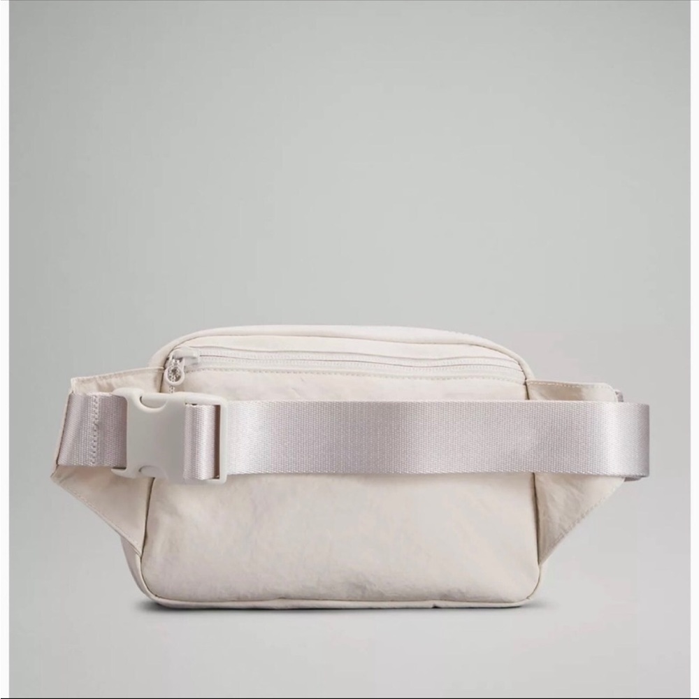 Lululemon large everywhere belt bag white opal